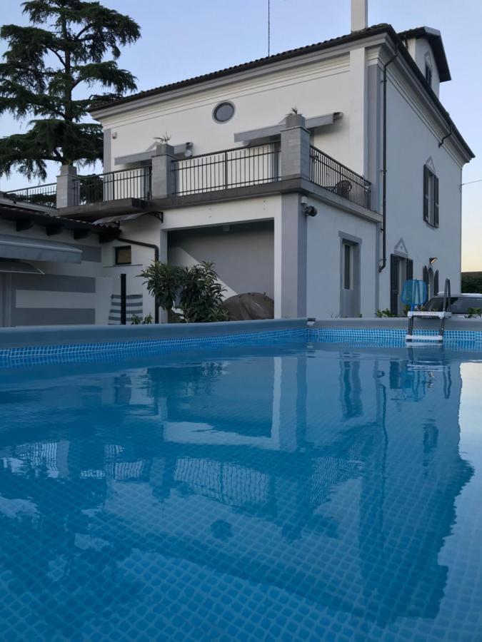 VILLA PRESTIGIO Bed&Breakfast Novi Ligure Exterior foto