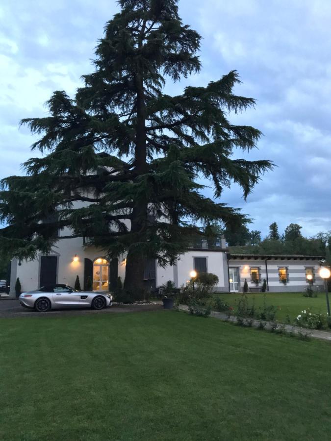 VILLA PRESTIGIO Bed&Breakfast Novi Ligure Exterior foto
